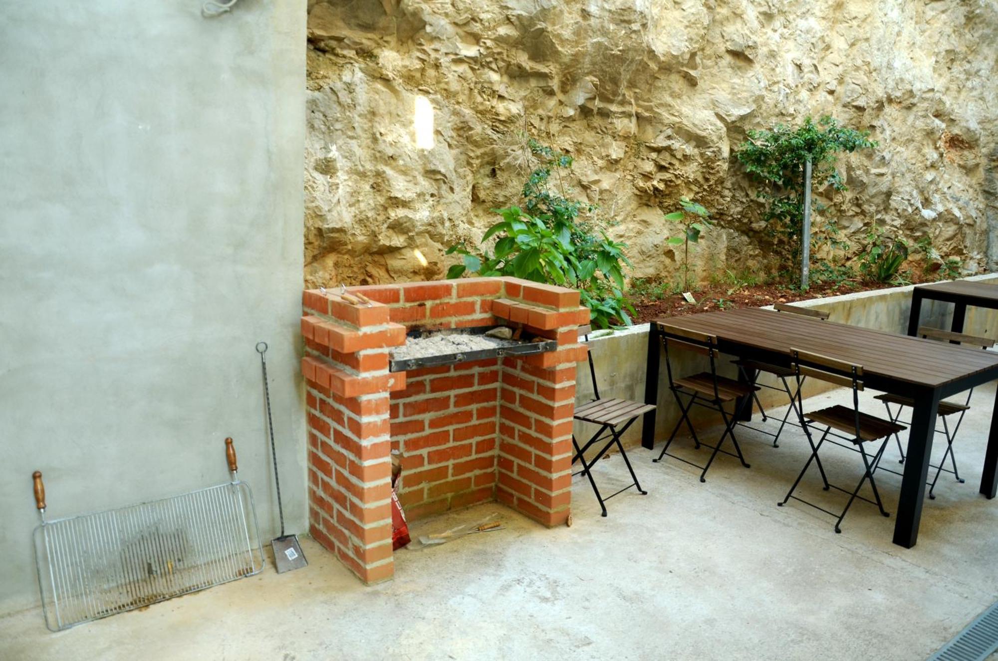 Lozna Residence Postira Kültér fotó