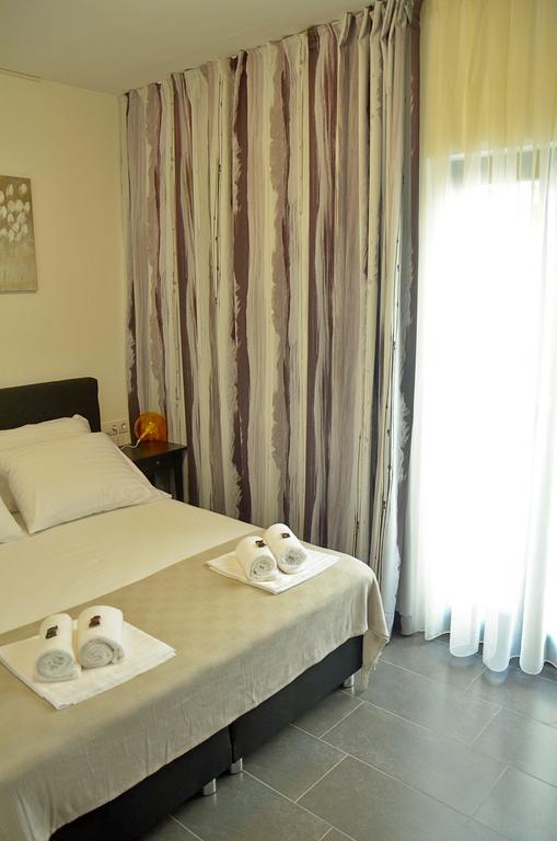 Lozna Residence Postira Kültér fotó