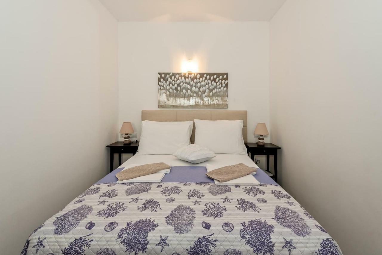 Lozna Residence Postira Kültér fotó